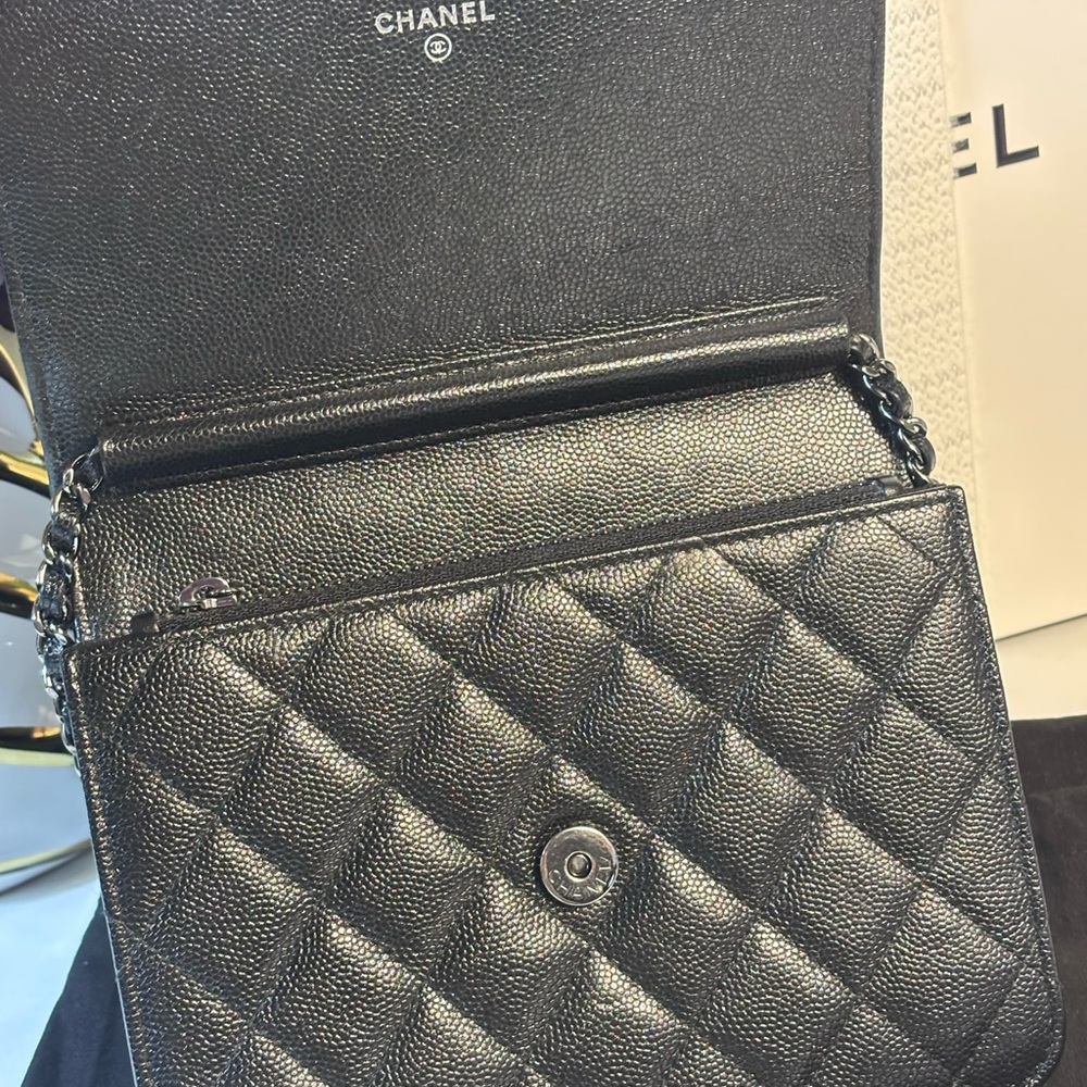 Gorgeous Chanel Square Woc Black Caviar - Picture 9 of 16